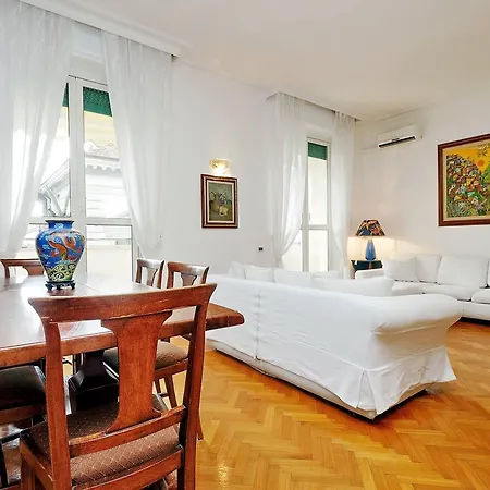 Apartment Domus Flavio - My Extra
