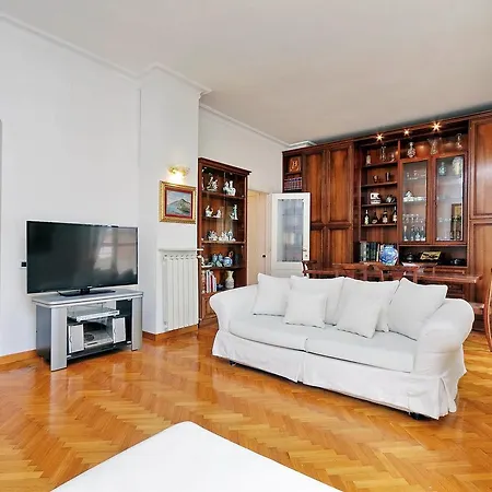 Domus Flavio - My Extra Apartment Rome