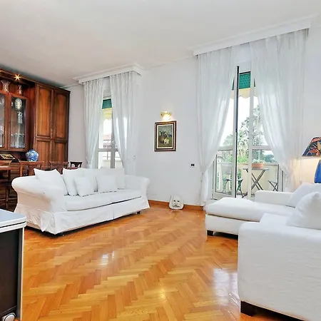 Apartment Domus Flavio - My Extra *